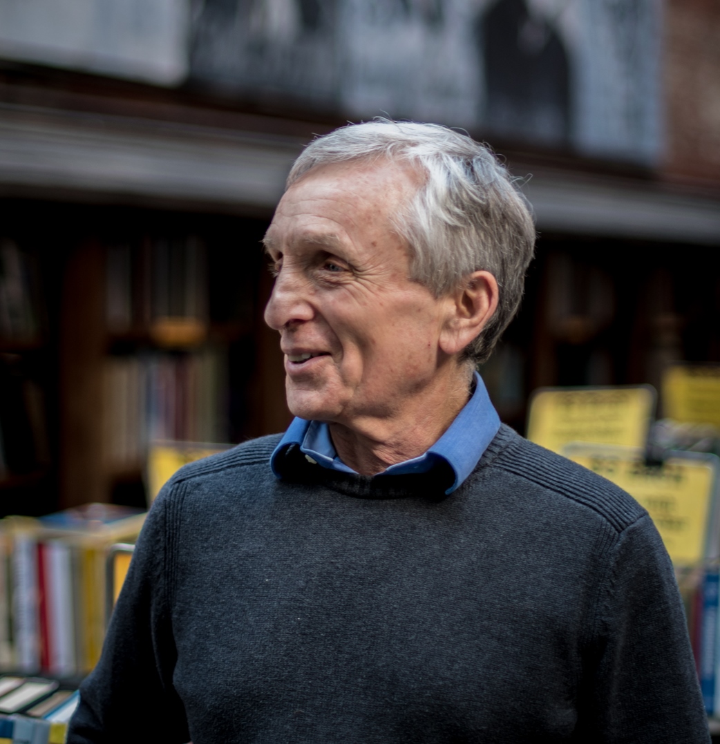 Photo of Ken Gloss, antiquarian bookseller and appraiser