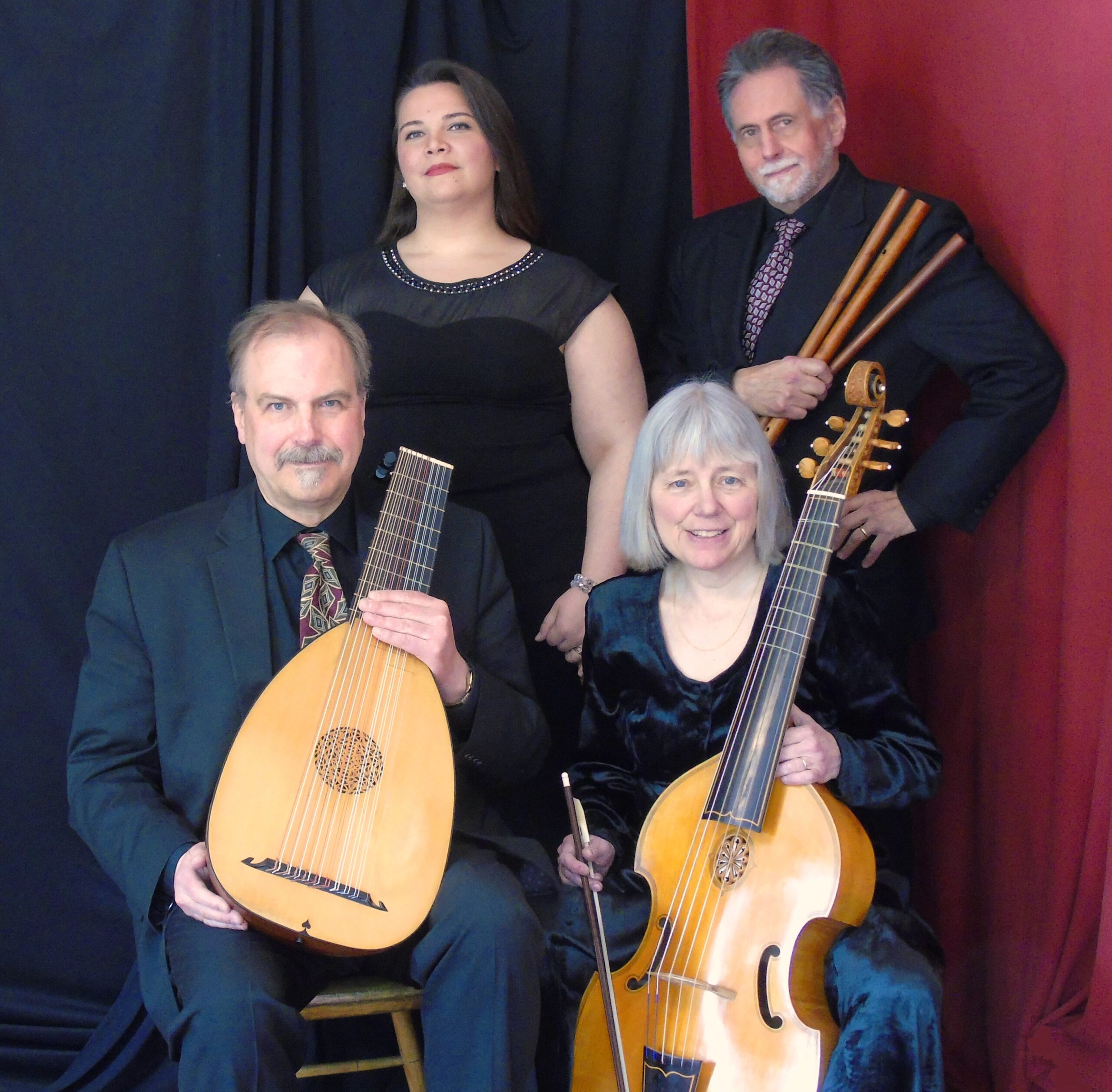 Photo of members of Ensemble Chaconne